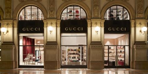 Negozi di abbigliamento Gucci nella città di Livigno 